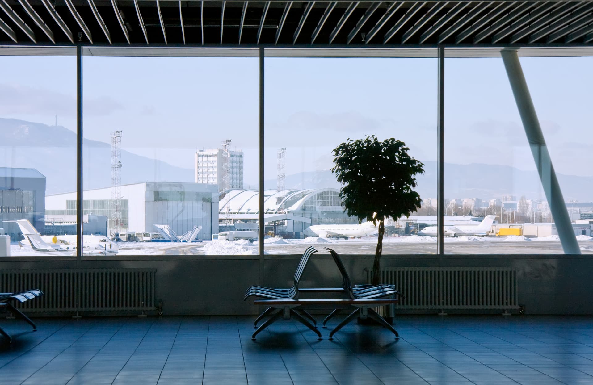 Leknes Airport