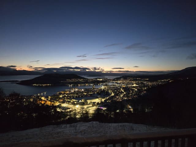 Photo 1 par Bruno Miguel T. sur la location d'un Suzuki Vitara à l'aéroport de Harstad Evenes (06/01/25)
