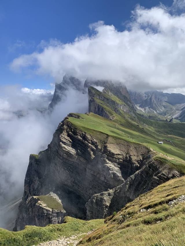 Photo 1 by Allan M. about renting a volkswagen polo in Germany (9/16/24)