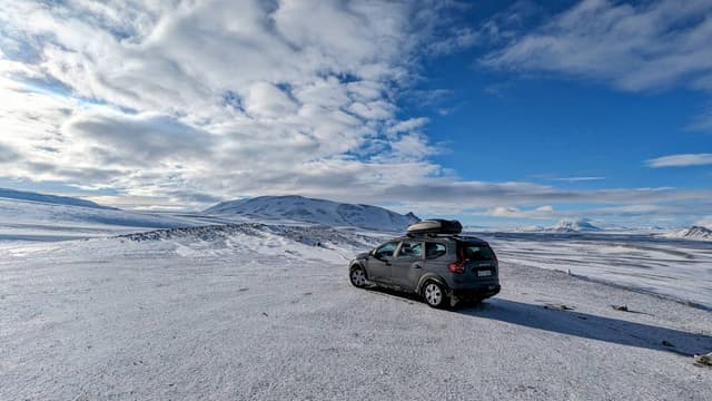 Photo 1 by Joo-Nam K. about renting a Peugeot Rifter at Keflavik Airport (3/21/24)