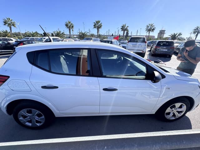 Foto 1 van Mohamed F. (29-10-25)