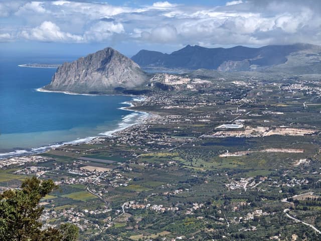 Photo 1 by Marcin S. (4/12/26)