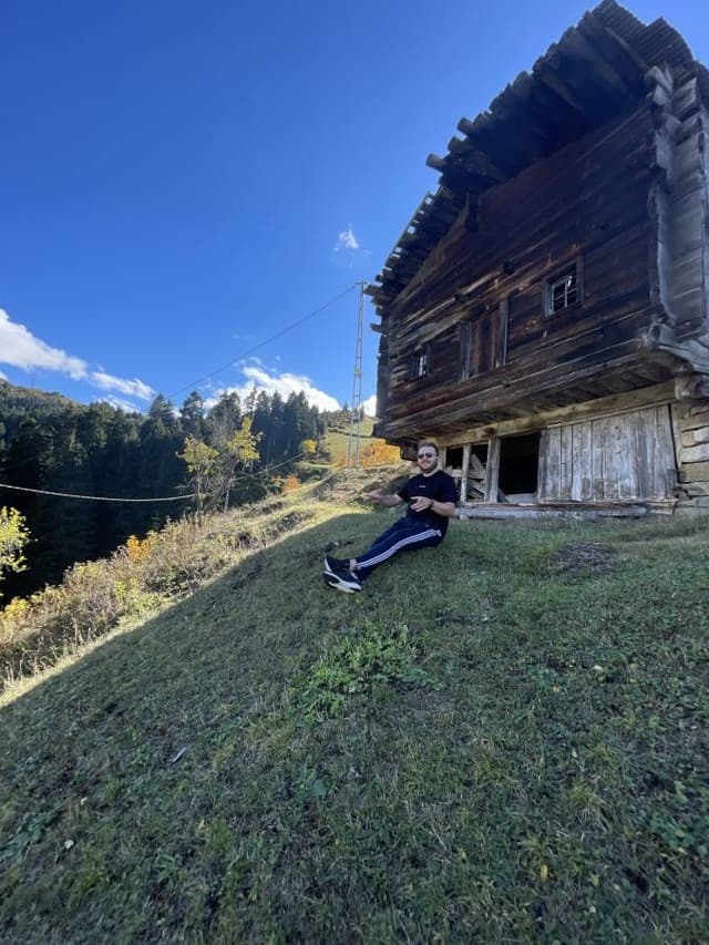 Mehmet D. tarafından 1 fotoğraf (06.10.24)