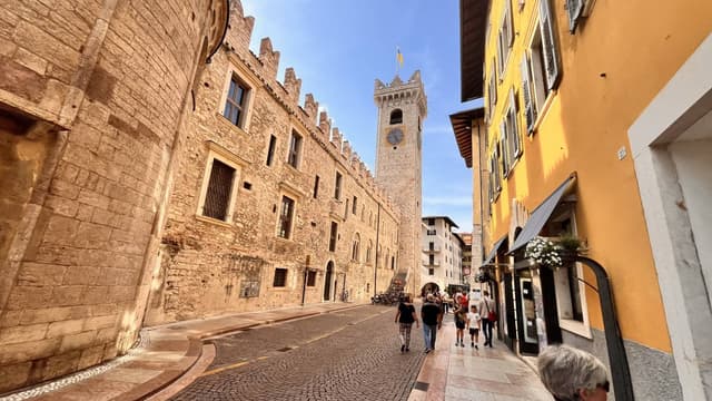 Photo 1 by Samantha B. about hiring a Ford Puma in Italy (12/07/26)