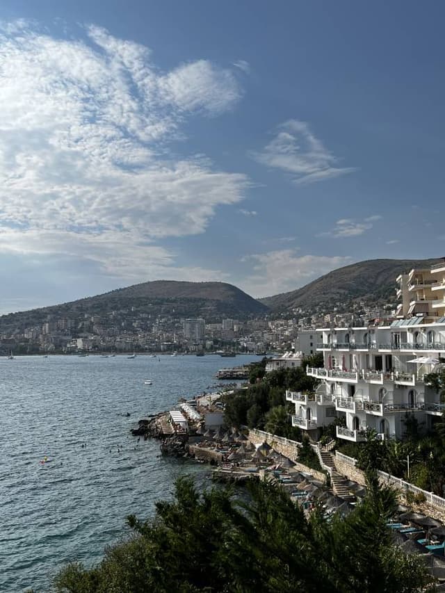 Foto 1 von Stefan Z. über die Anmietung eines Volkswagen Polo in Saranda (21.8.23)
