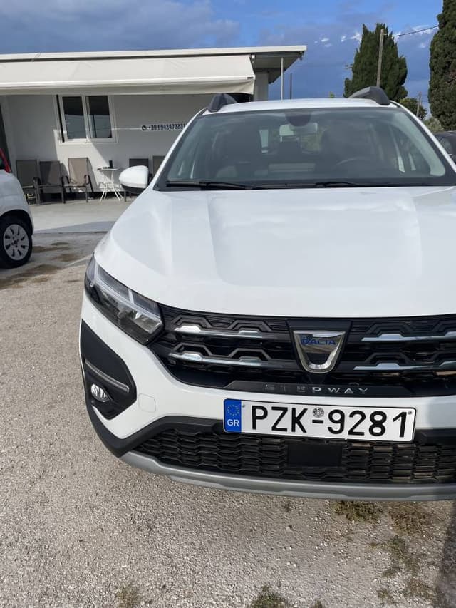 Foto 1 van Jeroen K. over het huren van een Fiat Tipo Sedan in Griekenland (2-7-25)