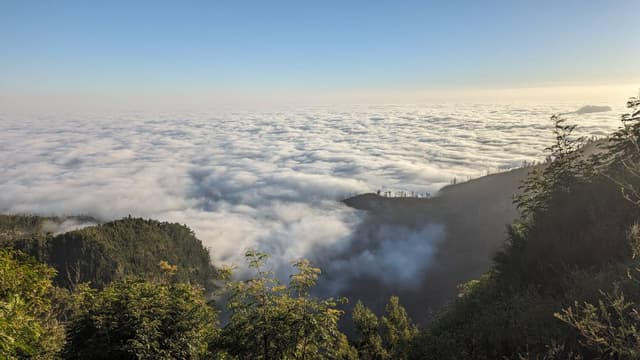 Photo 1 by Ragnar L. about renting a Renault Clio in Funchal (11/27/23)