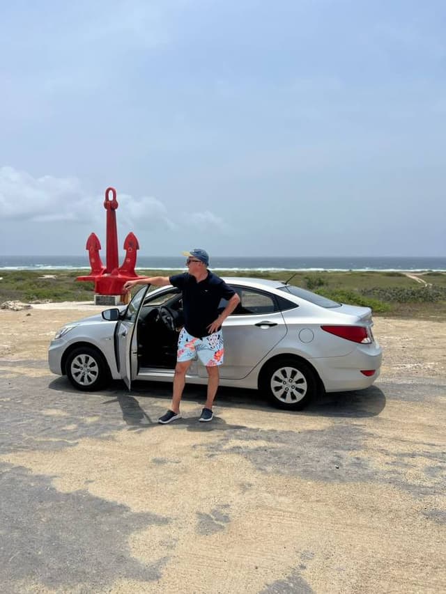Foto de JAIRO G. sobre el alquiler de un Nissan Versa Note en el aeropuerto de Oranjestad Reina Beatriz (14/5/24)