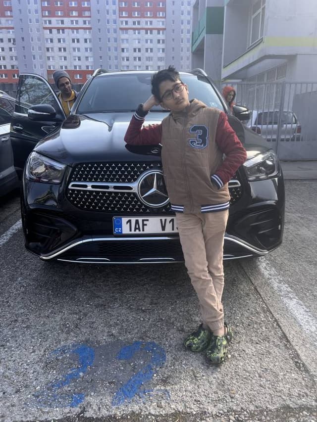 Photo 1 by Burhan J. about renting a Mercedes-Benz GLE in Czech Republic (4/9/25)