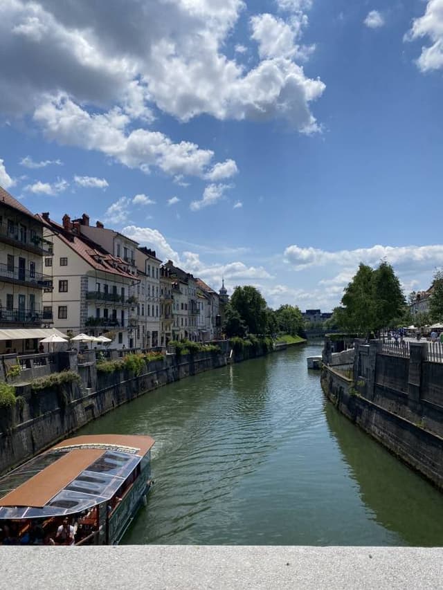 Photo 1 by Candice Y. about renting a VW Polo Aut. in Ljubljana (6/17/23)