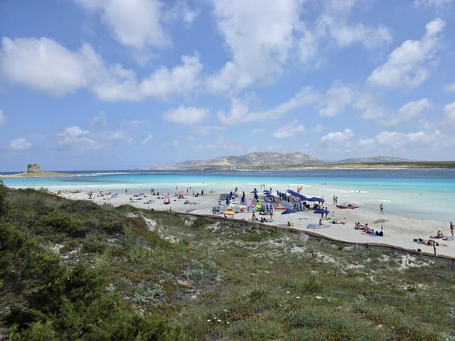 Foto 1 van huupkeka K. over het huren van een Volkswagen T-Roc op Sardinië (27-5-25)