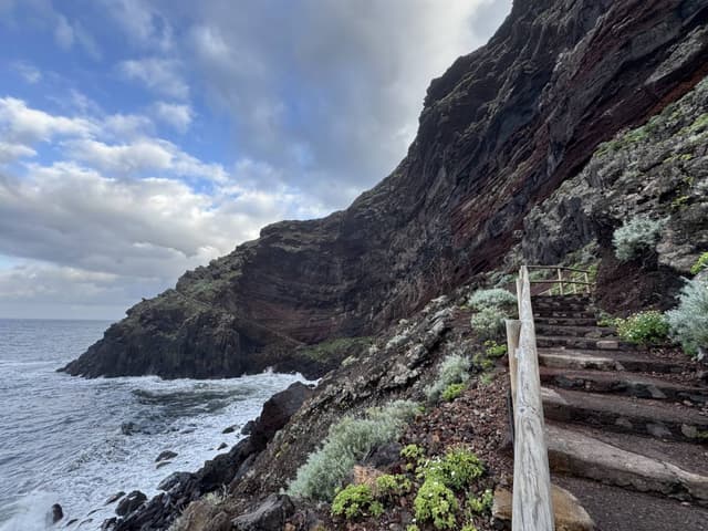 Photo 1 by Martin Kaergaard M. (3/30/26)