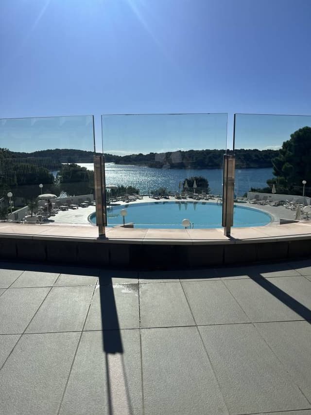 Photo 1 by John B. (10/18/25)