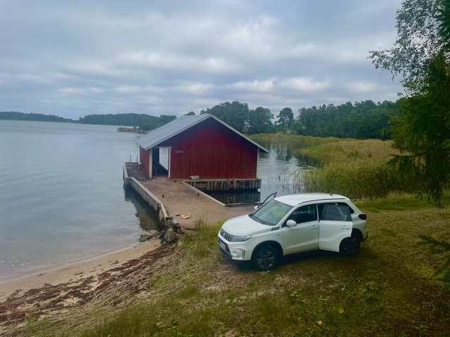 Photo by Kelvin P. about renting a Volkswagen Golf in Helsinki (9/6/25)