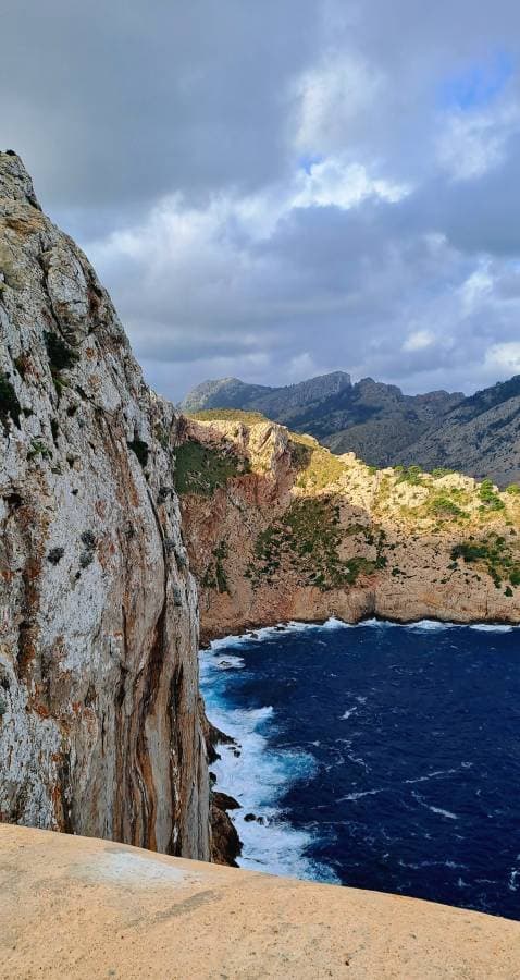 Фото 1 от Valery S. об аренде Renault Clio на Балеарских островах (29.10.25)