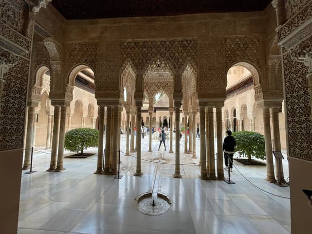 Foto 1 van Arienne P. over het huren van een Opel Corsa op Malaga luchthaven (15-3-23)