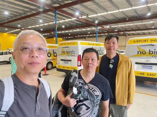 Photo 2 by Kah Keong Y. (10/17/25)