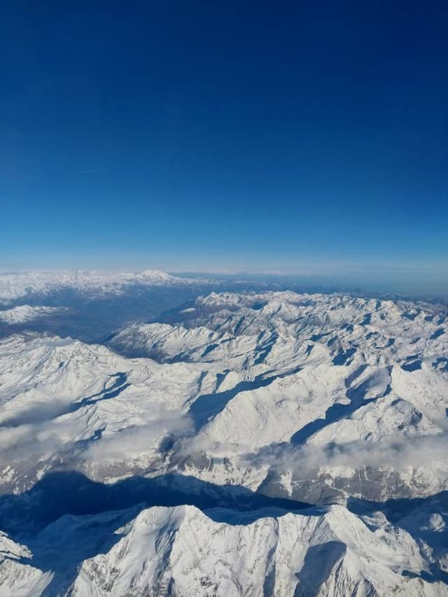 BANU I. tarafından 2 fotoğraf (24.11.25)