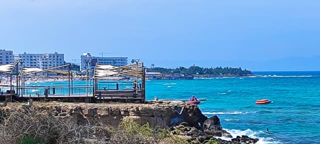 Фото 1 от Vladimir B. об аренде Hyundai i10 в аэропорту Ларнака (15.05.24)