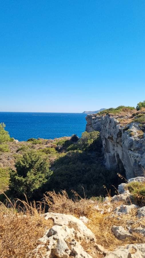 Photo by Dror S. about renting a Opel Astra in Rhodes (7/2/24)