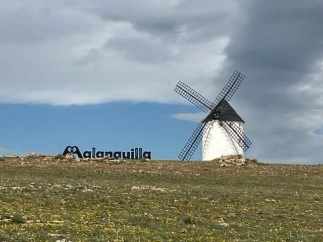 Photo 2 by Juan P. about renting a Renault Clio in Madrid (6/2/24)