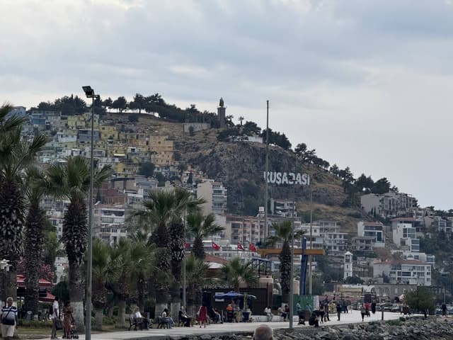 Photo by Maria Terezia S. about renting a Peugeot 2008 in Izmir (6/1/25)