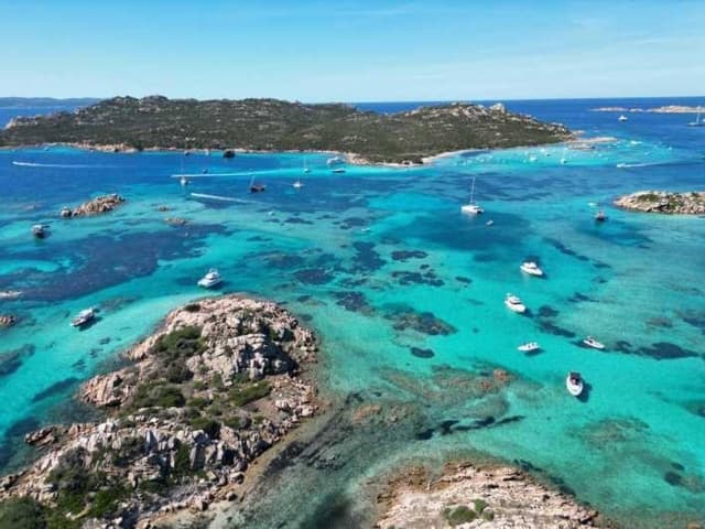 Photo 1 by Howard W. about renting a Peugeot 3008 in Alghero (10/17/23)