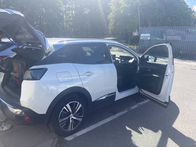 Photo 1 par youcef B. sur la location d'un Vauxhall Corsa au Royaume-Uni (06/09/22)