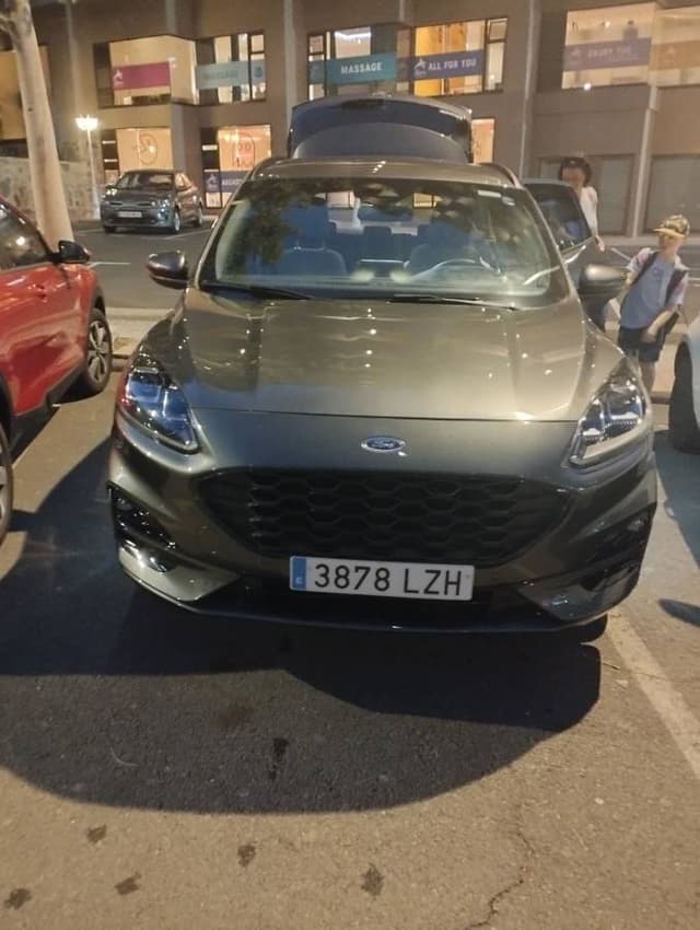 Photo 2 by Paulo S. about renting a Ford Kuga at Gran Canaria Airport (3/30/24)