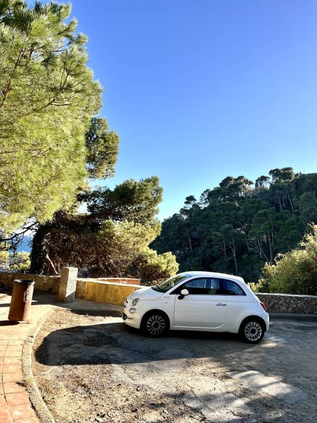Foto 1 de Adriana B. sobre el alquiler de un Fiat 500 en la estación de tren de Barcelona (20/12/23)