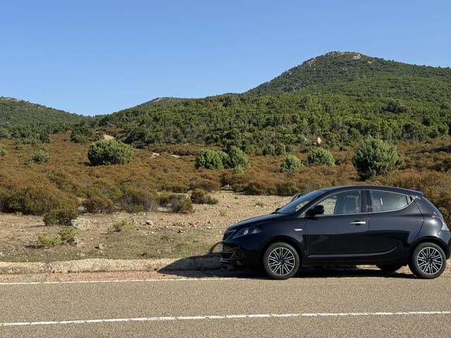 Photo 2 by Jana Z. about renting a Hyundai i10 at Alghero Fertilia Airport (7/20/24)