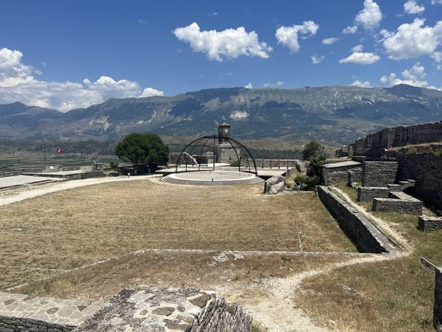 Photo 1 by Victoria R. about hiring a Dacia Sandero Stepway in Tirana (30/06/26)