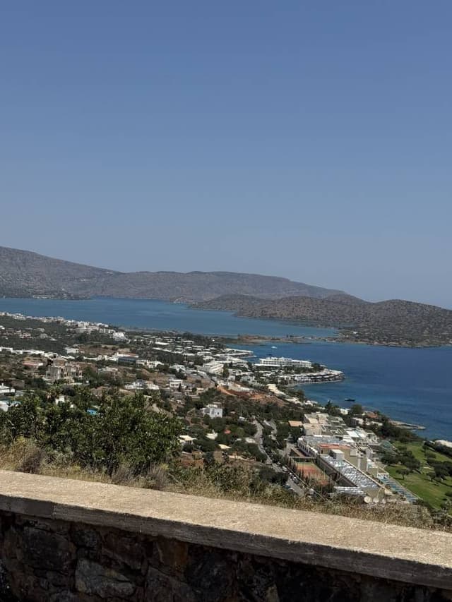 Φωτογραφία 3 από Penelope M. με ενοικίαση Suzuki Vitara σε στο Αεροδρόμιο Κρήτης Ηράκλειο (στις 6/24/25)