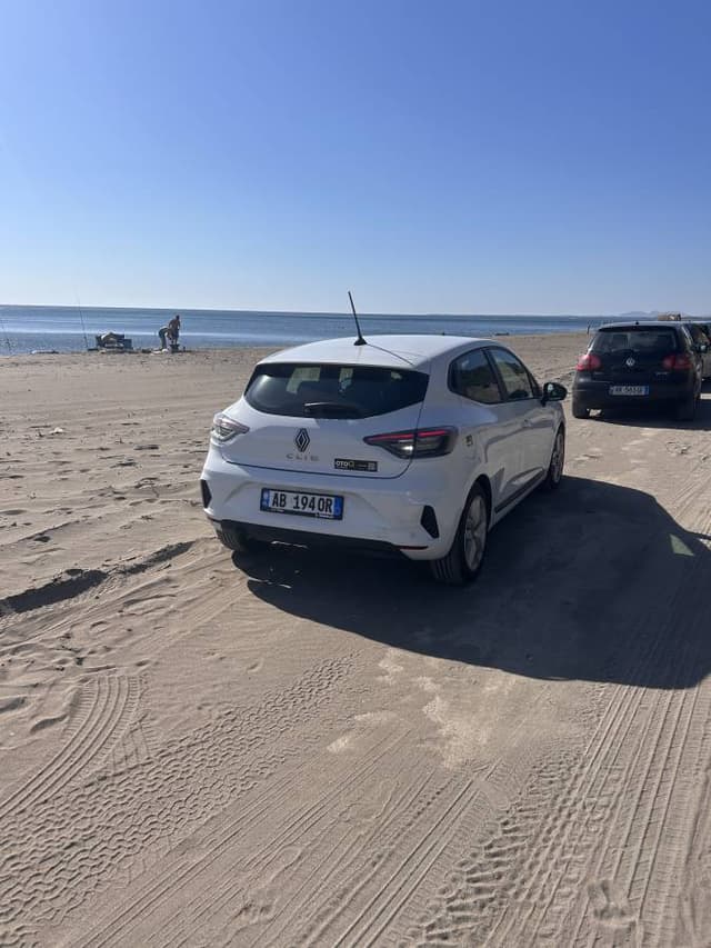 Photo 1 by Marian P. about renting a Hyundai i20 in Tirana (9/28/24)
