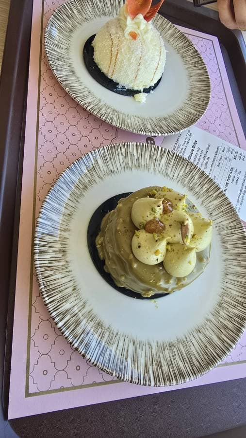 Photo 1 by Hasnain Aden H. about hiring a Volkswagen Polo in Albania (13/05/25)