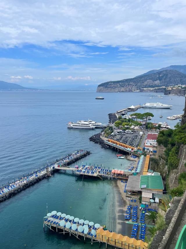 Photo 1 by I K. about renting a Volkswagen Polo in Naples (9/29/24)