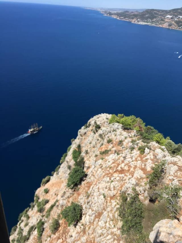 Photo 3 by Faisal A. about hiring a Dacia Duster at Antalya Airport (19/09/23)