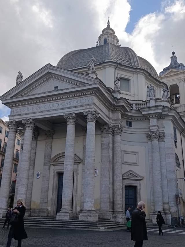 Foto 1 de Concepcion B. sobre el alquiler de un Volkswagen Polo en Roma (21/11/24)