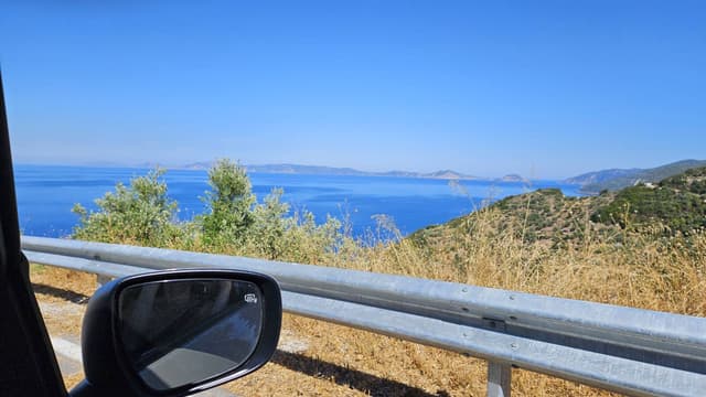 Zdjęcie 1 wykonane przez Marcin A. dotyczące wynajmu Suzuki Swift w na Lotnisku w Atenach dnia (23.07.24)