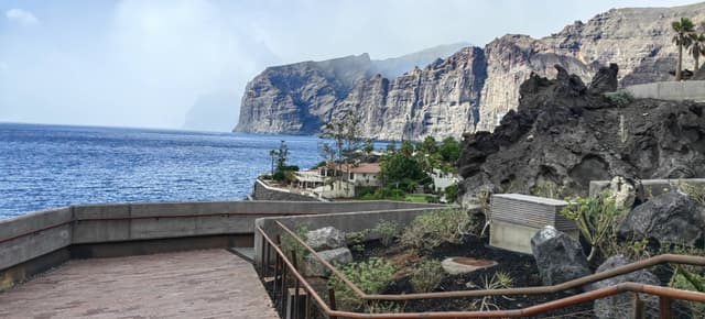 Foto 1 van JOHN S. over het huren van een Seat Arona in Tenerife (7-10-22)