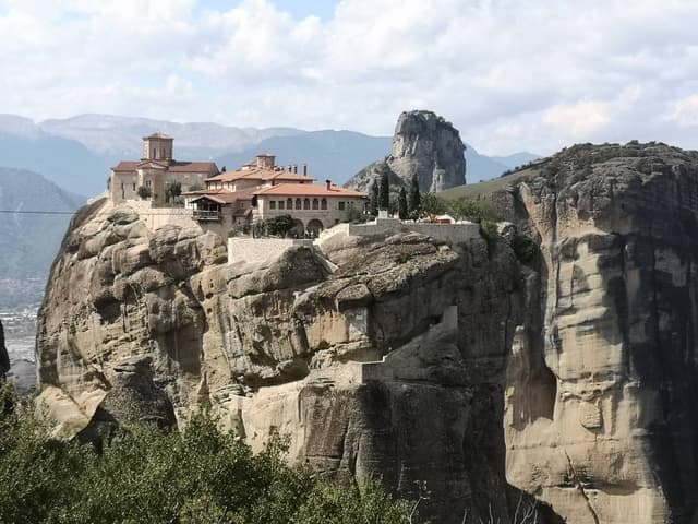 Photo 2 by Robert C. about renting a Citroen C3 in Athens (9/30/24)