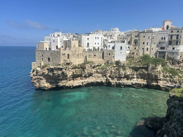 Photo 1 by STELIAN CRISTIAN N. about renting a Fiat 500 at Bari Airport (4/30/25)