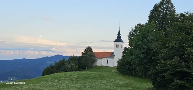 Photo 1 by Plamen C. about hiring a Peugeot 2008 at Ljubljana Airport (03/03/26)
