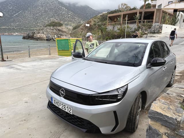 Photo by Johan R. about renting a Renault Clio in Chania (4/28/25)