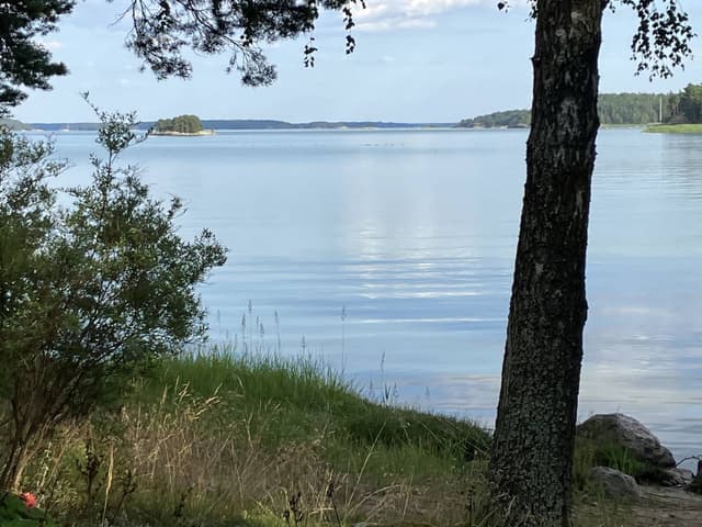 Photo 2 by Kaarlo H. about renting a Toyota Yaris at Helsinki Airport (7/22/25)