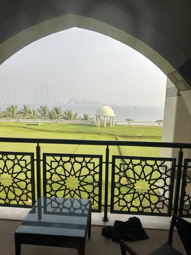 Photo 1 by Saad A. about renting a Hyundai Santa Fe 5+2 at Dubai Int. Airport (7/24/24)