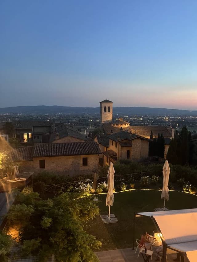 Photo 1 by Donna C. about renting a Volkswagen T-Roc at Florence Airport (8/5/23)