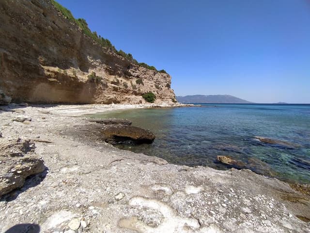Photo 1 by Gregory K. about renting a Seat Ibiza in Samos (7/4/25)