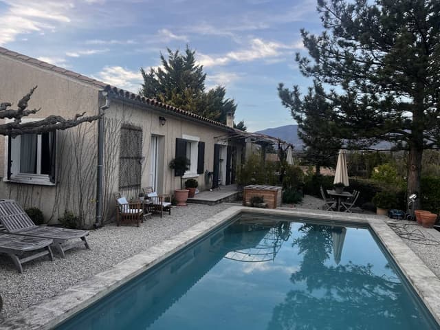 Photo 2 by Peter N. about renting a Peugeot 208 in Marseille (4/6/24)