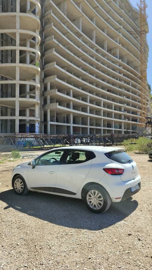 Photo by Benas Z. about renting a Renault Clio at Tivat Airport (9/22/25)